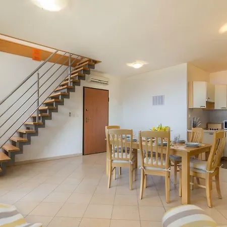 Апартаменты Apartman Vita