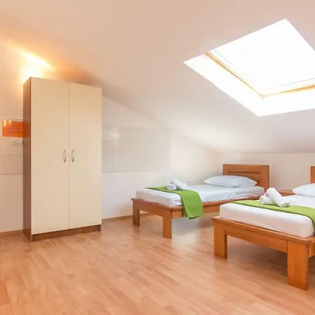 Апартаменты Apartman Vita *